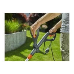 Gardena Coupe-bordures Easycut 450/25 – 450w – ø25cm – Fil Rotorcut – Manche Télescopique Inclinable – Etrier Protec -Jardin Plantes Magasin 6464c62952a0f5.30599549